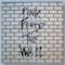 La copertina di The Wall riprodotta con i LegoLa copertina di The Boy with the Arab Strap riprodotta con i Lego