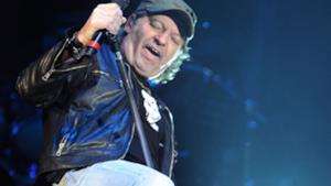 Vasco Rossi dimesso dalla clinica (VIDEO)