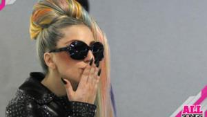 Lady Gaga, una sua unghia finta venduta per 12000 dollari