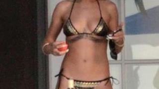 Rihanna in bikini alle Barbados foto 2012 - 4