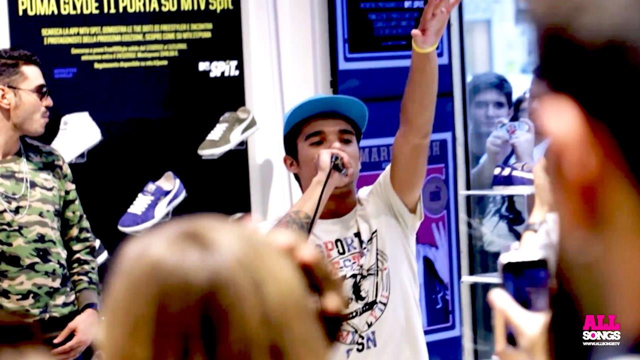 Moreno Donadoni canta al puma store