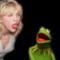 Courtney Love: 'La cover dei Muppets è uno stupro a Kurt Cobain'