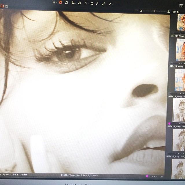 Il sensuale occhio di Rihanna