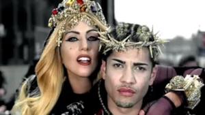 Lady Gaga svela il nuovo video di "Judas", guardalo qui