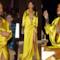 Rihanna in outfit giallo al gala dei Grammy Awards