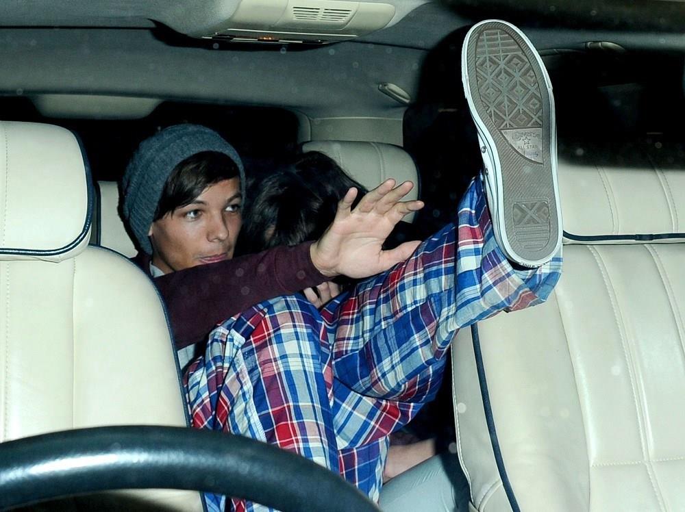 Louis Tomlinson Lookbook - 38