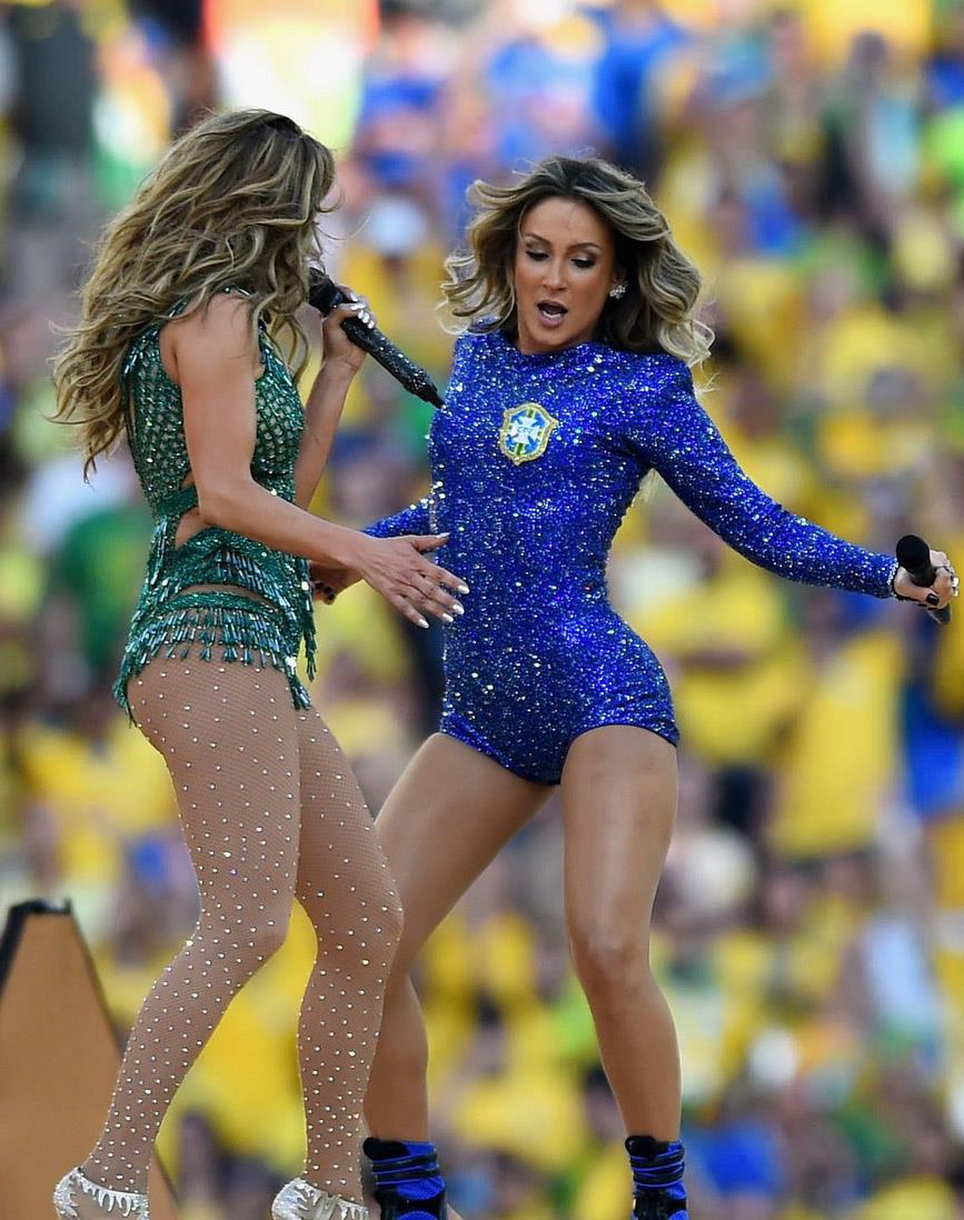 Jennifer Lopez e Claudia Leitte vestite con dei body