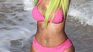 Nicki Minaj con i capelli verdi