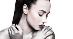 Demi Lovato coperta d'argento