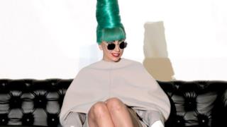 Lady Gaga capelli blu