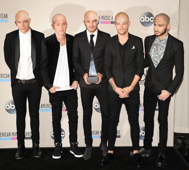 Fotomontaggio dei One Direction senza capelli