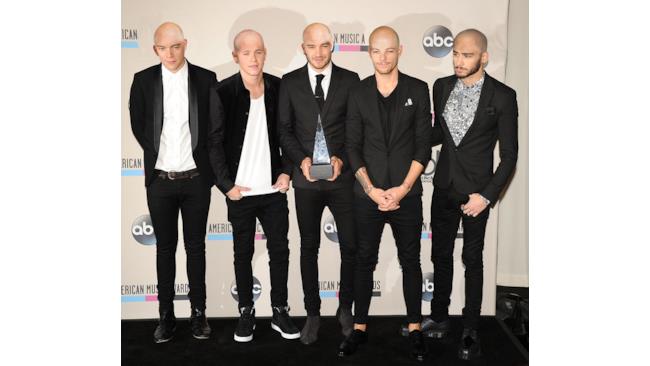 Fotomontaggio dei One Direction senza capelli