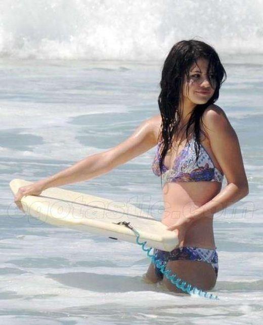 Selena Gomez in Bikini le 30 foto migliori - 24