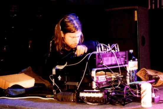 Aphex Twin nel 2014 è tornato dopo sei anni di silenzio rilasciando l'apprezzatissimo 