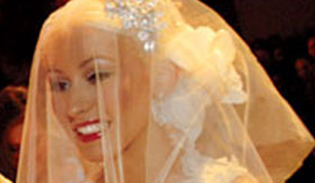 Christina Aguilera in abito da sposa