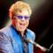 Elton John in una sua performance live, il 4 dicembre sarà a Milano per il suo tour 2014