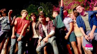 One Direction - Live While We're Young - Video