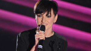Arisa canta sul palco di Sanremo 2014
