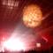 Palloncini illuminati e ballerine volanti all'Amsterdam Music Festival 2014