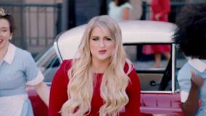 Meghan Trainor nel video di Better When I'm Dancin'