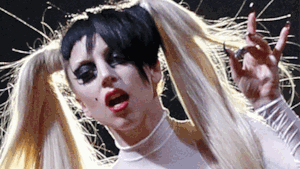 Lady Gaga, il video di "Judas" accusato di blasfemia