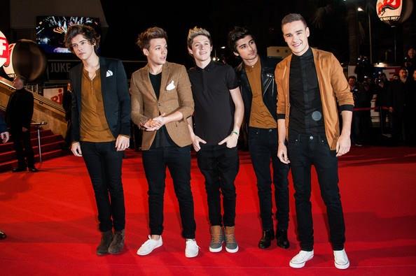 One Direction twitter pics - 53