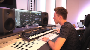 Il DJ e produttore olandese Nicky Romero