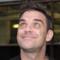 Robbie Williams compra un'isola per avvistare gli UFO