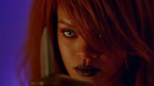 Rihanna nel video di Bitch Better Have My Money