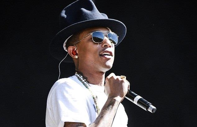 Pharrell Williams con cappello