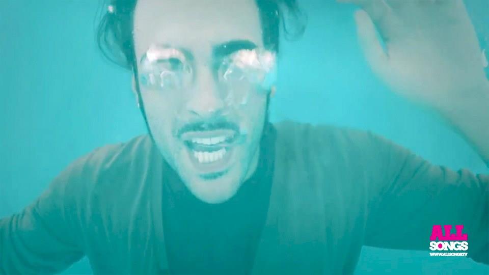 Marco Mengoni - L'essenziale video ufficiale 