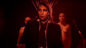 Marylin Manson con Born Villain torna alle origini (VIDEO)