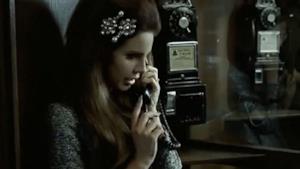 Lana Del Rey: ecco la cover di Blue Velvet nello spot H&M [VIDEO]