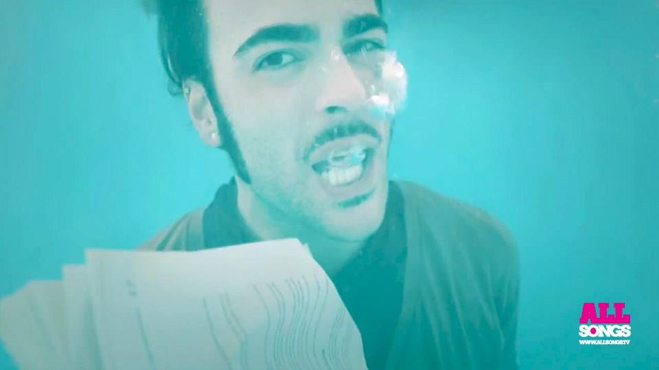 Marco Mengoni - L'essenziale video ufficiale