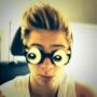 Luke Hemmings occhi finti!