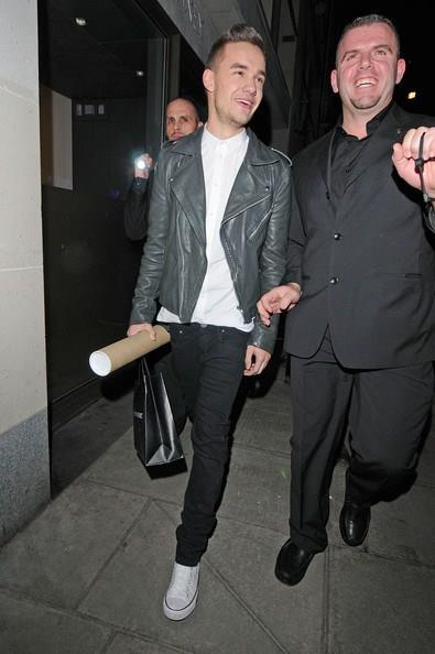 One Direction twitter pics - 45