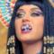 Katy Perry vestita da regina d'Egitto