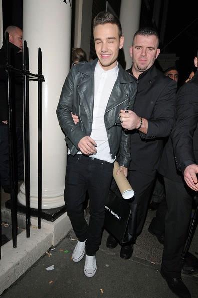 One Direction twitter pics - 44