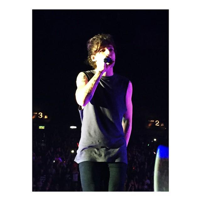 One Direction ON THE ROAD AGAIN TOUR 2015 LIVE IN HONG KONG