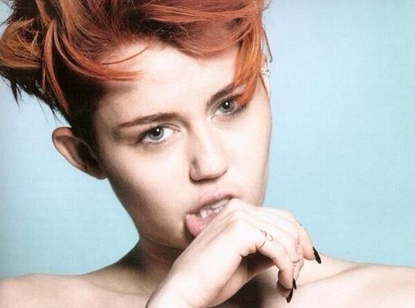 Miley Cyrus nuda per W Magazine