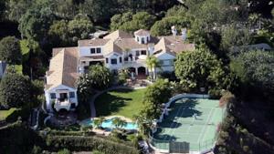 Robbie Williams: in vendita la villa di Beverly Hills [FOTO]