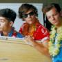 One Direction surfer