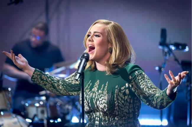 On Stage BBC - Adele