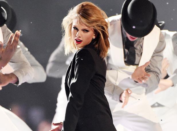 Taylor Swift ai BRIT Awards 2015