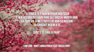 Low Low: le migliori frasi dei testi delle canzoni