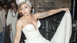 Lady Gaga è incinta: lo dice Kelly Osbourne