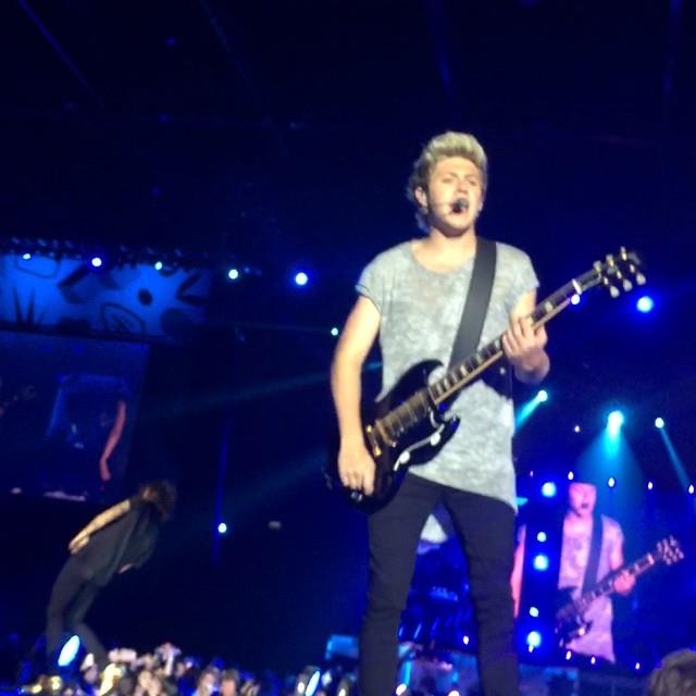 One Direction ON THE ROAD AGAIN TOUR 2015 LIVE IN HONG KONG