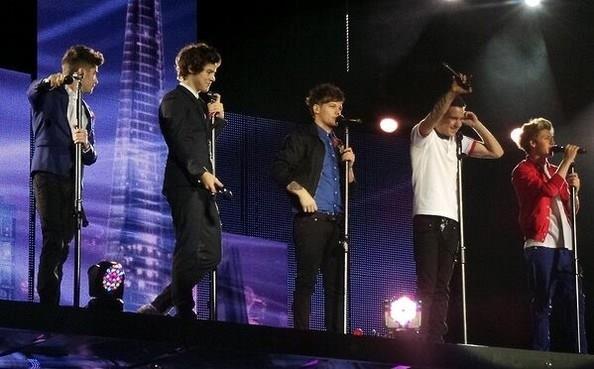 One Direction twitter pics - 77