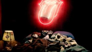 Rolling Stones: il nuovo video per Doom And Gloom sfiora l'Apocalisse zombie [VIDEO]
