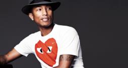 Pharrell Williams cappello e tshirt con cuore
